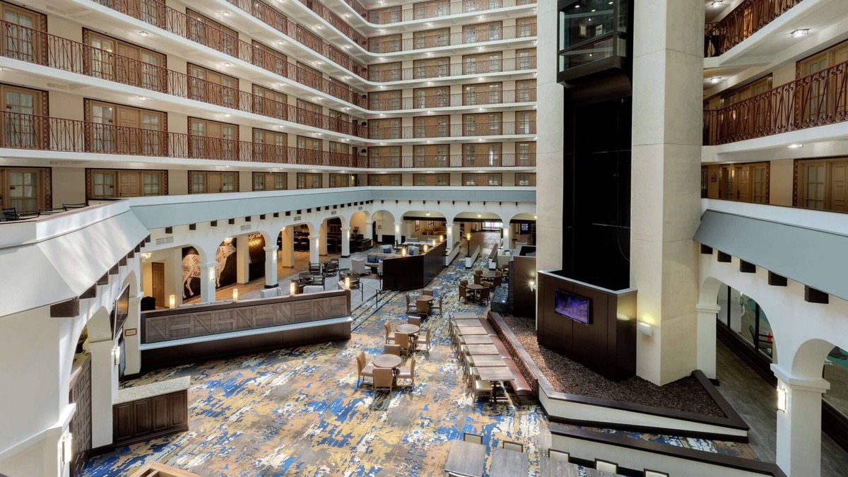 Tulsa Hotel | 2 Connecting Suites at a Hotel