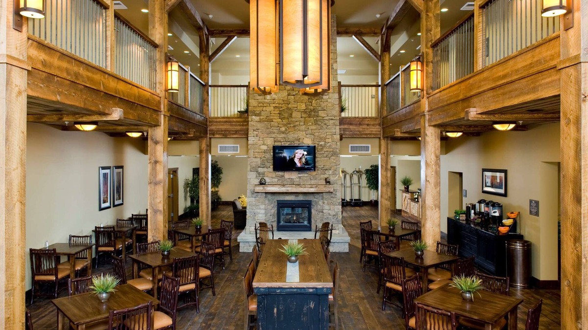 Bozeman Apartment | 2 Connecting Suites at a Hotel