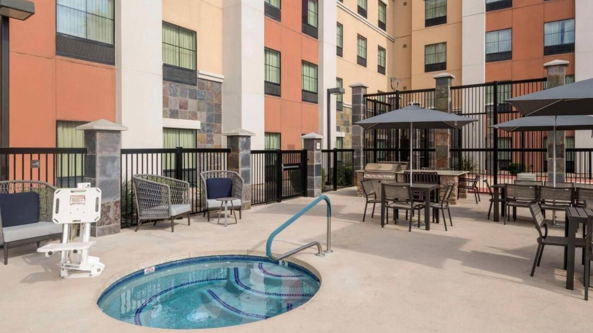 Deer Valley Apartment | 2 Connecting Suites at a Hotel