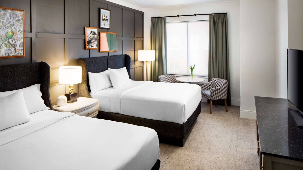 Historic District - North Hotel | 2 Connecting Suites at a 4⭐️ Hotel