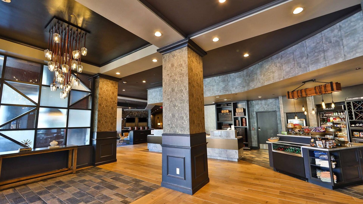 Historic District - North Hotel | 2 Connecting Suites at a Hotel