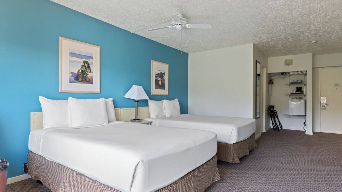Kahului Hotel | 2 Family-Friendly Accommodations, Outdoor Pool, Near Maui Tropical Plantation!