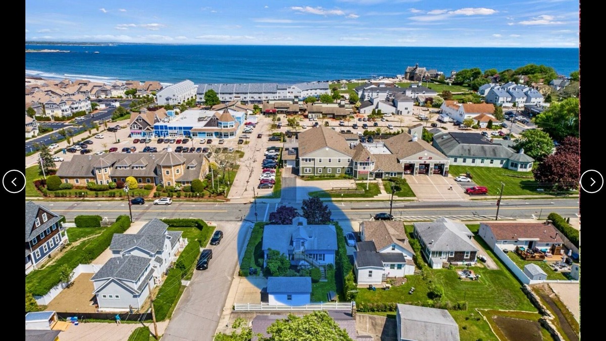 Narragansett Pier Apartment | 2 floor apartment with private entrance