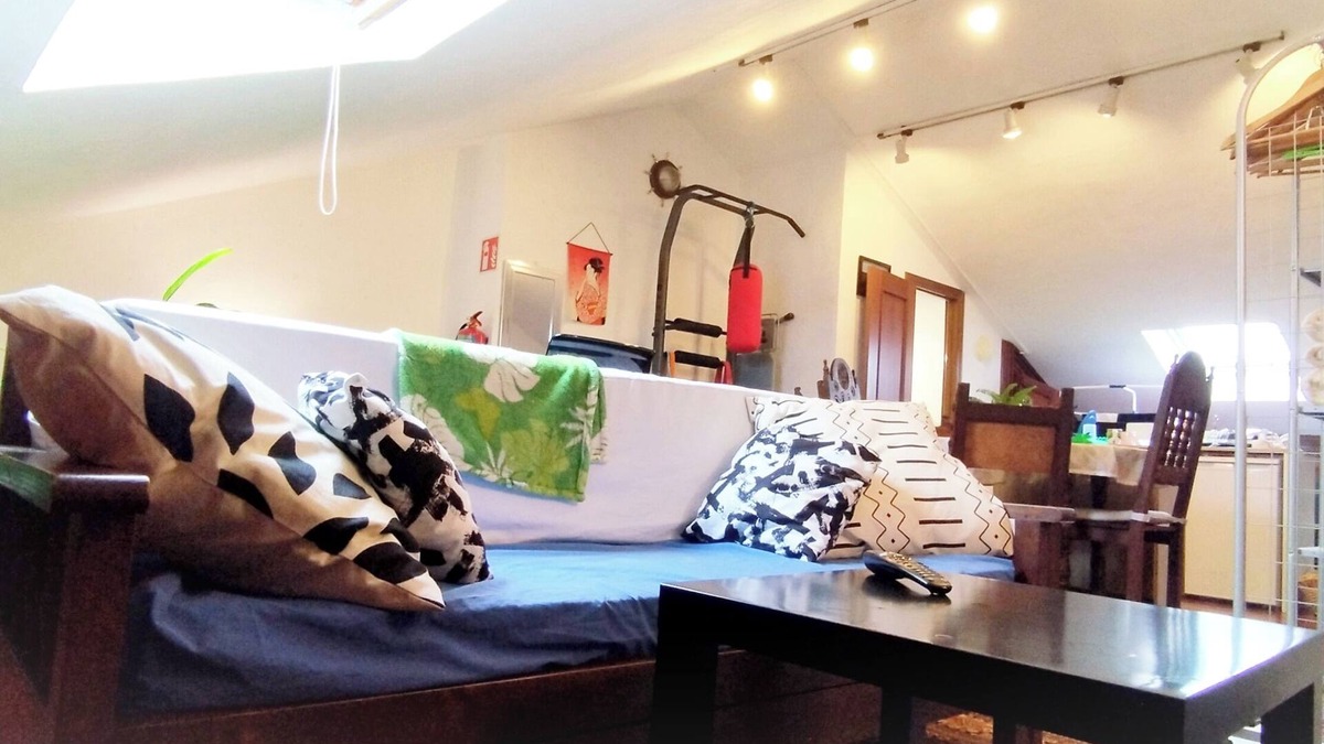 Castro Urdiales Apartment | 2 Floor with pool, Video Games and 3 toilets, 3 mins to Beach in Castro-Urdiales