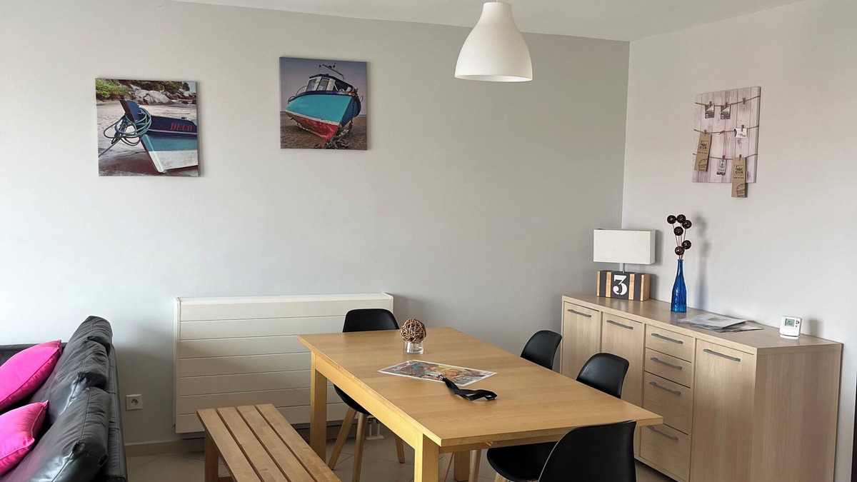 Audresselles Apartment | 2. Gîte 4/6 people, Villa opposite