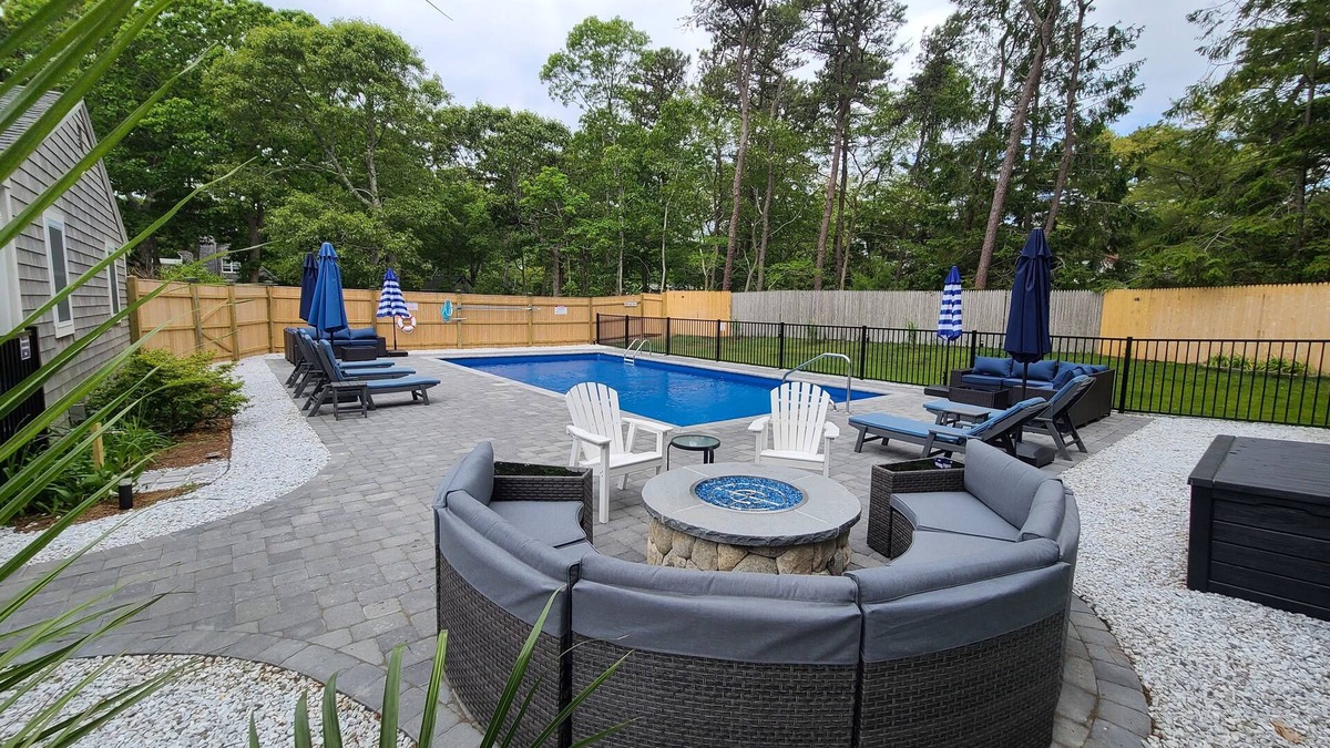 North Eastham House | 2 Homes -10 Min Walk to Beach. NEW 18x36 In Ground Pool-Backyard Gathering Space