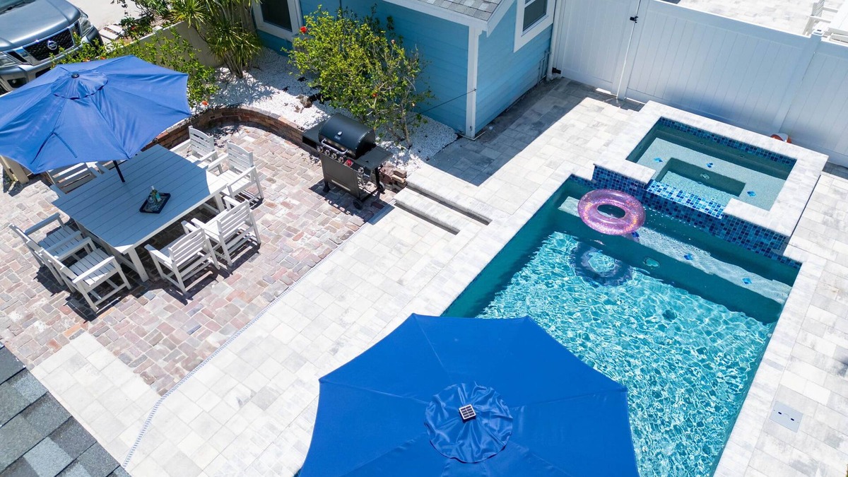 Indian Rocks Beach House | 2 Homes Pool Hot Tub Pet-Friendly Steps to Sand