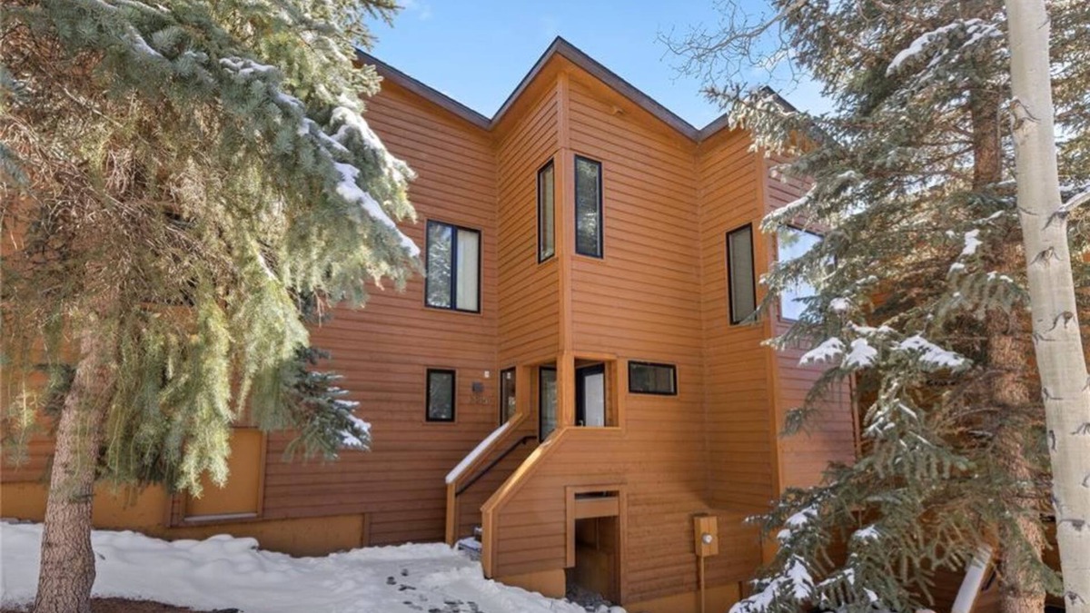 Keystone House | 2 king beds & private baths, queen sleeper. nFree shuttle just minutes to slopes