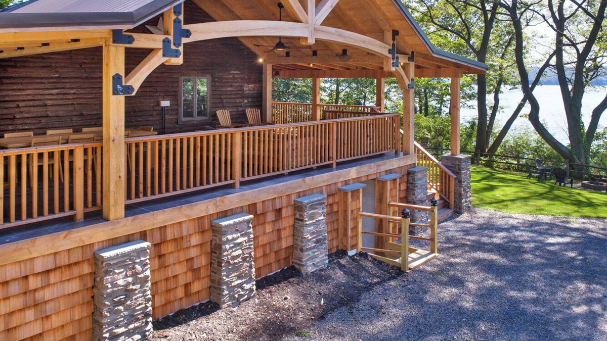 Lansing Cabin | 2 Lakefront Cabins on 1.3 Acres. Cayuga Lake Cabins - Finger Lakes, near Ithaca