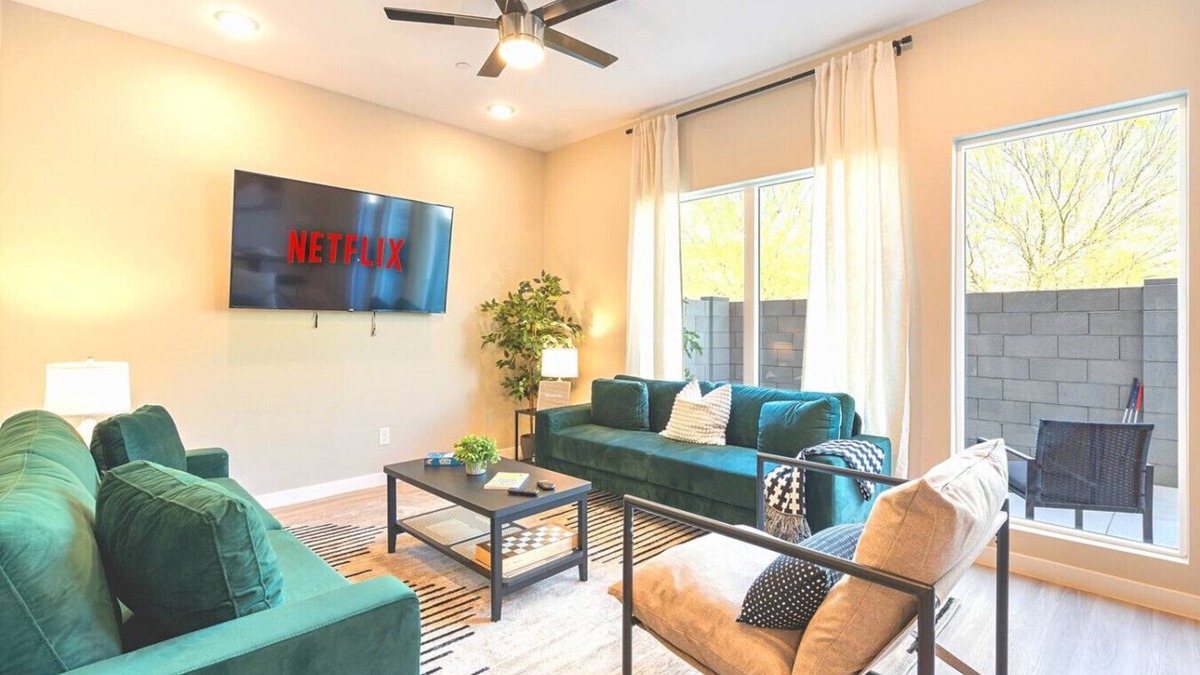 Surprise House | 2 Large Vacation Suites I Pool, Patio & Games
