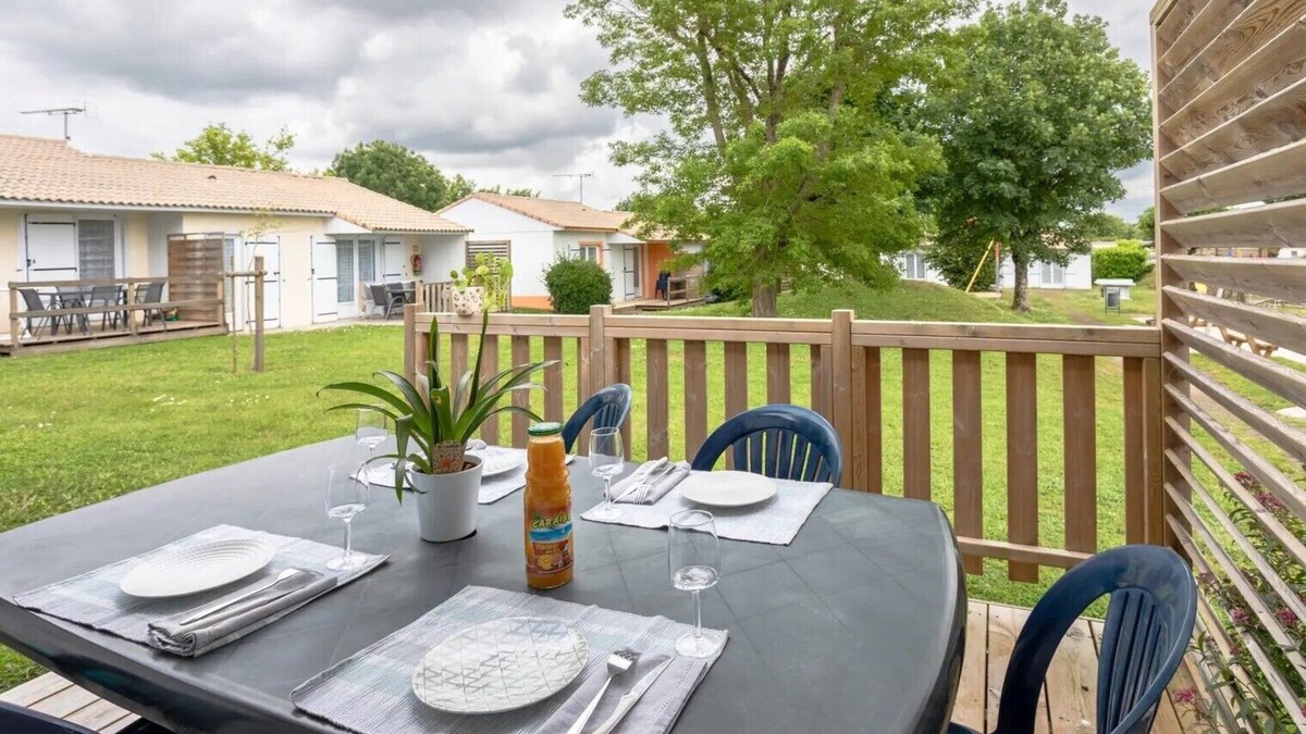 Aizenay House | 2 - Le Martin-Pêcheur - Village vacances