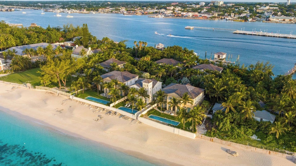 Nassau Villa | 2 Luxury Villas| 2 Pools | Oceanfront | Beachfront