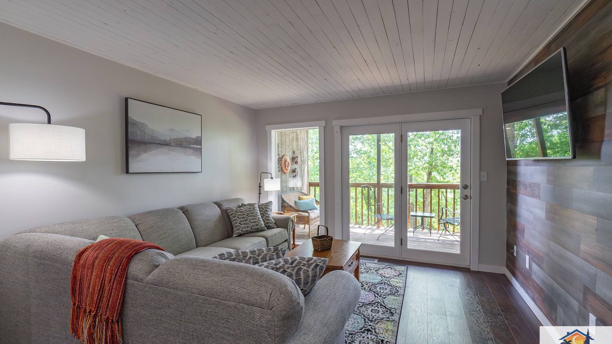 Notch Estates Condo | 😲2 Master Bedrooms! WALK-IN unit-Near Silver$City🎢 (HH9-3+4)