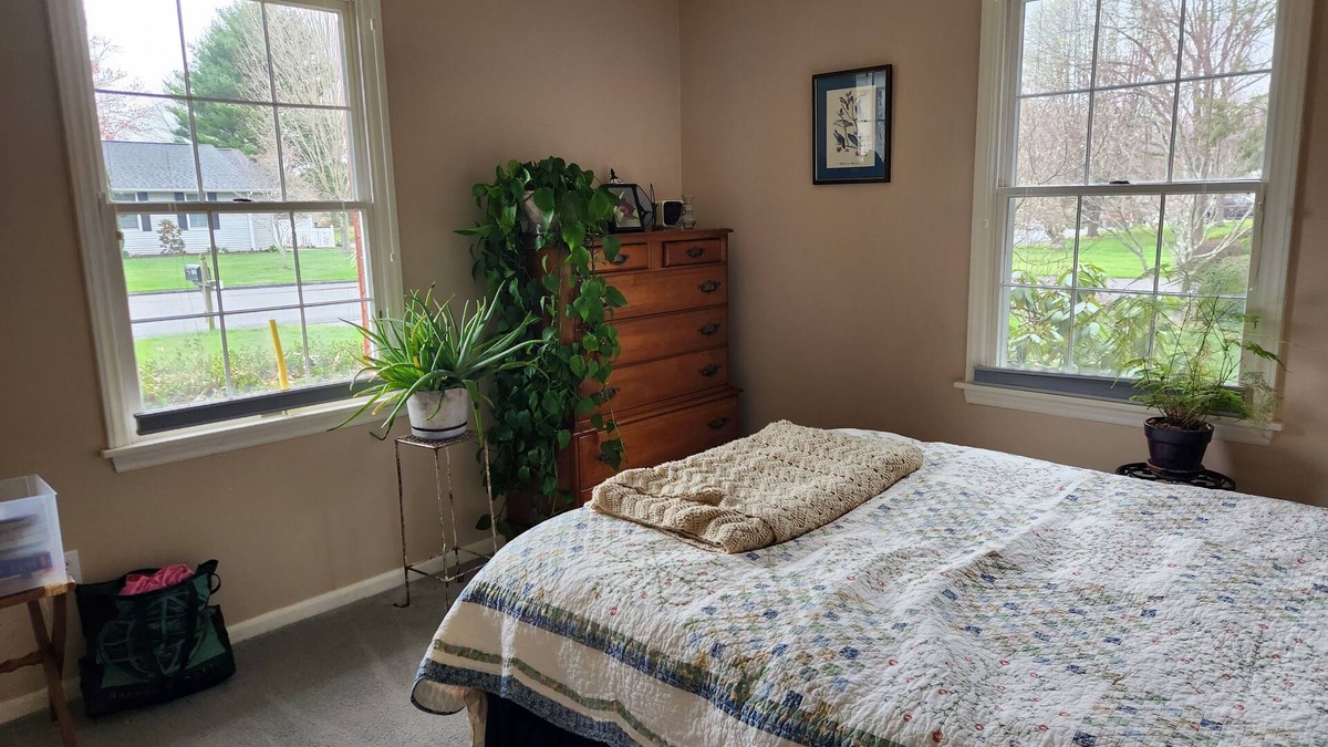 Blacksburg House | 2 mi from VT campus. Great house - football games, graduation, or campus visits.