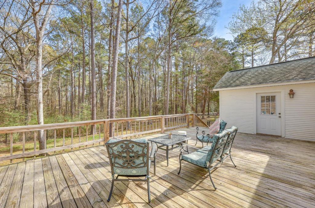 El Dorado House | 2 Mi to Downtown Work and Play at El Dorado Getaway
