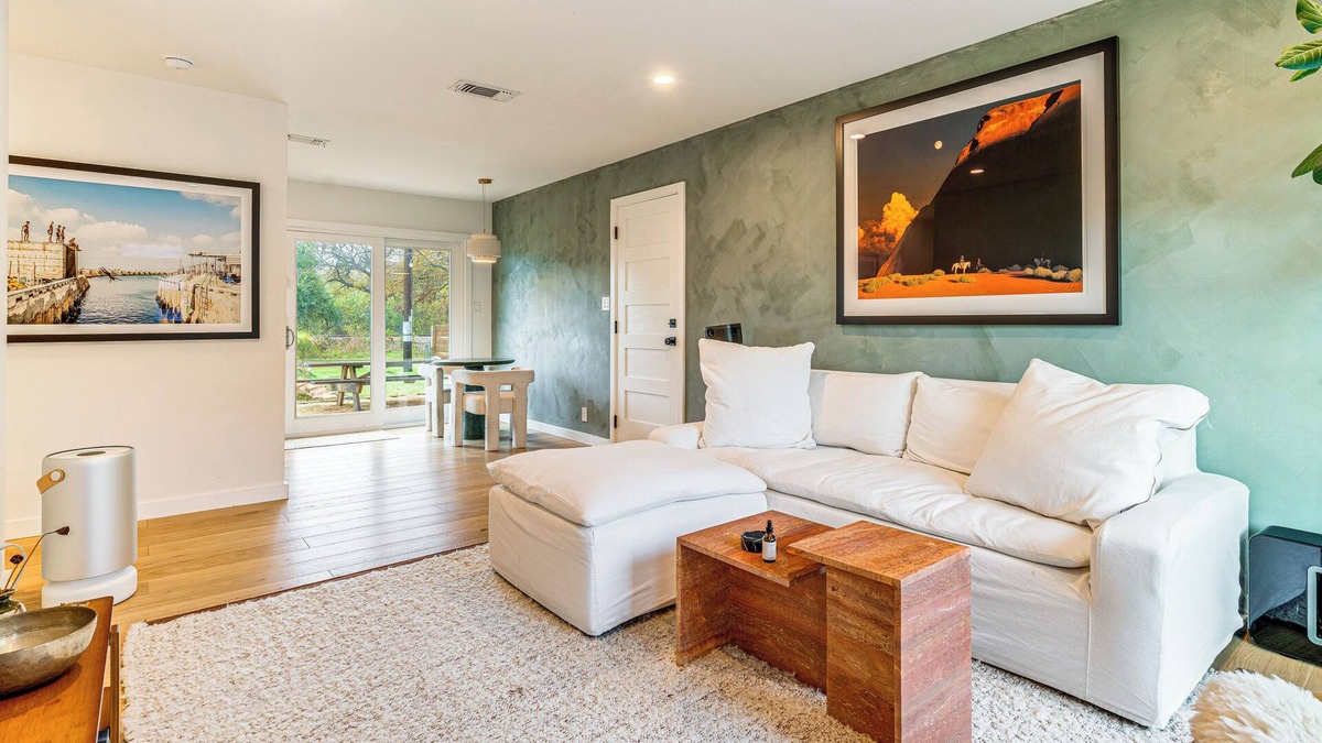 Rosewood House | 2 Mi to Dtwn: Austin Getaway w/Natural Pool
