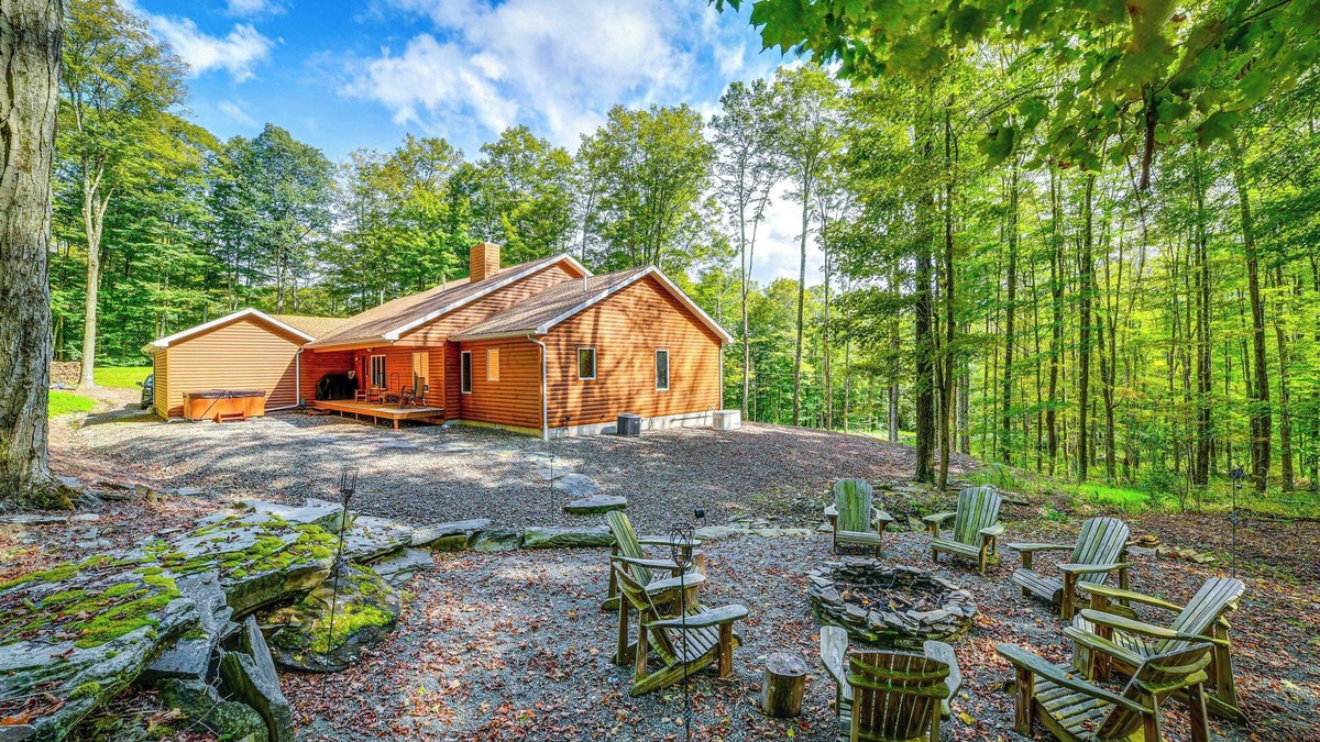 Union Dale House | 2 Mi to Elk Mountain: Secluded Union Dale Home!