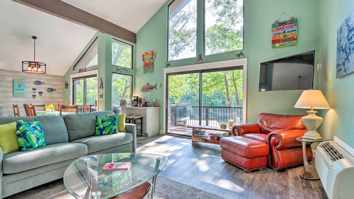 Osage Beach House | 2 Mi to Margaritaville: Lake of the Ozarks Home!