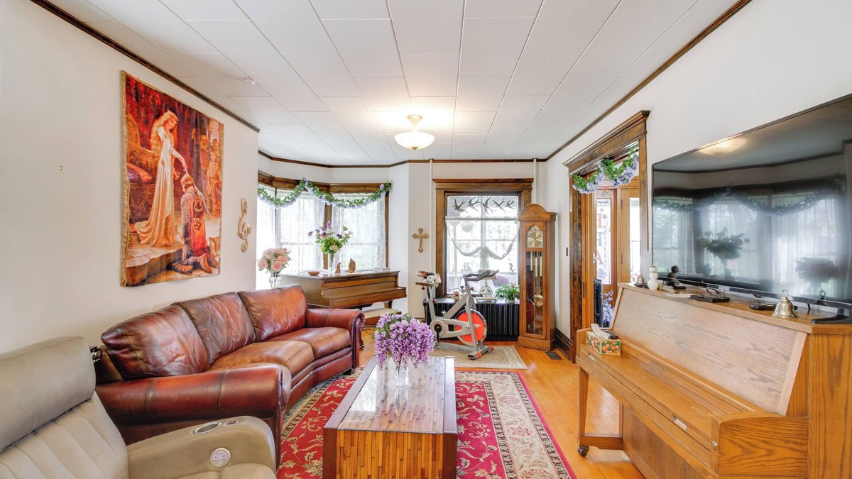 Montevideo House | 2 Mi to Minnesota River: Family Home Near Fishing!