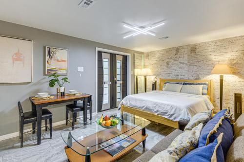 Long Reach Apartment | 2 Mi to Shops and Eateries Columbia Condo with Patio