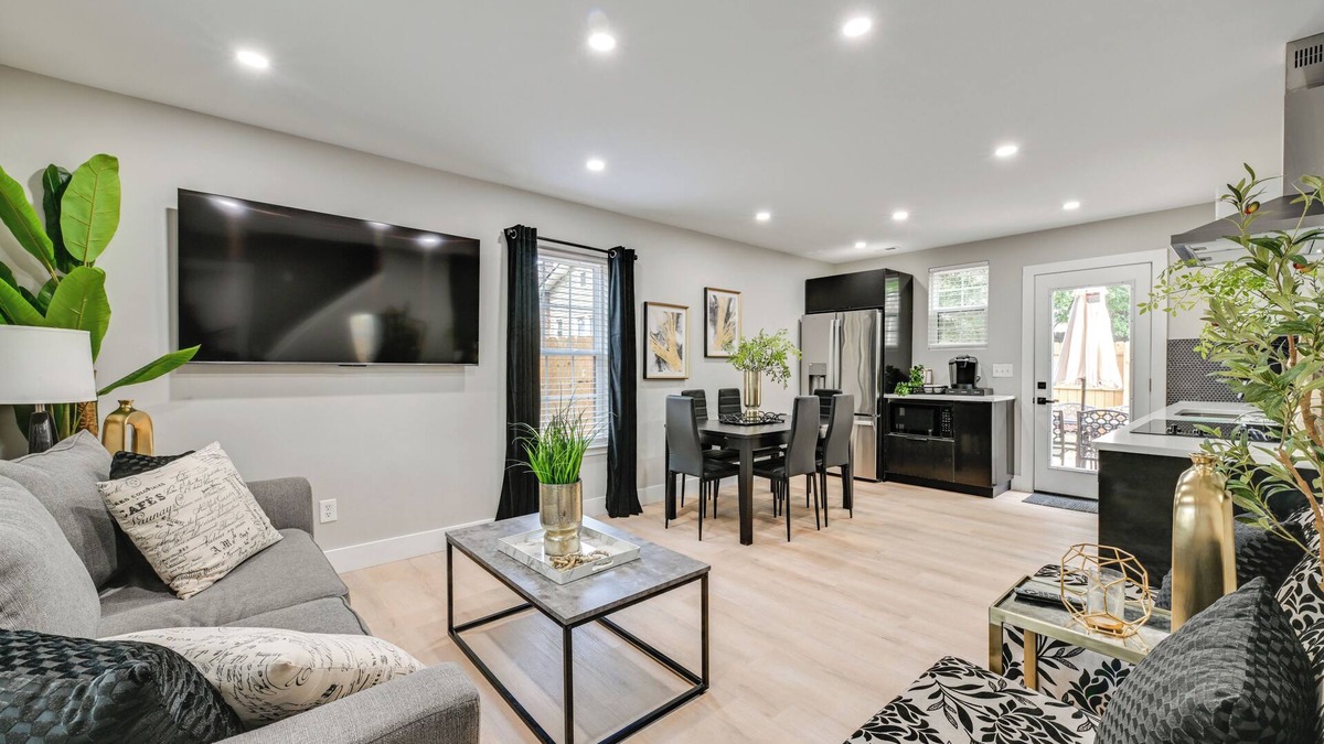 Biddleville House | 2 Mi to Uptown Charlotte: Family Home w/Game Room