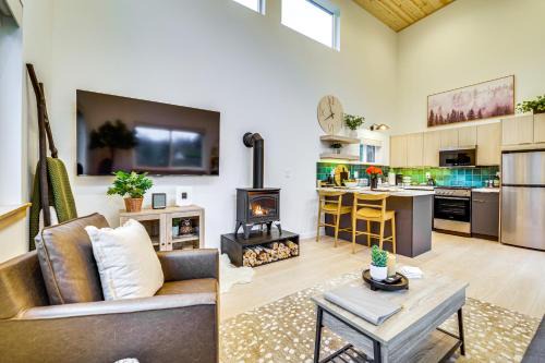 Warm Beach House | 2 Mi to Warm Beach Family Gem with Views