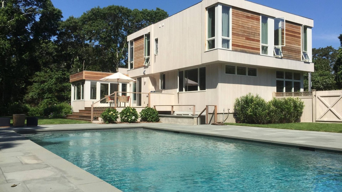 Sag Harbor House | 2 MINS to GLORIOUS LONG BEACH & 8 MINS HAMPTON CLASSIC