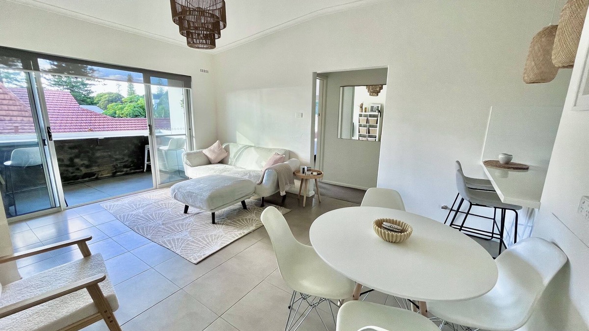 Cottesloe Apartment | 2 minute walk from the Waters Edge