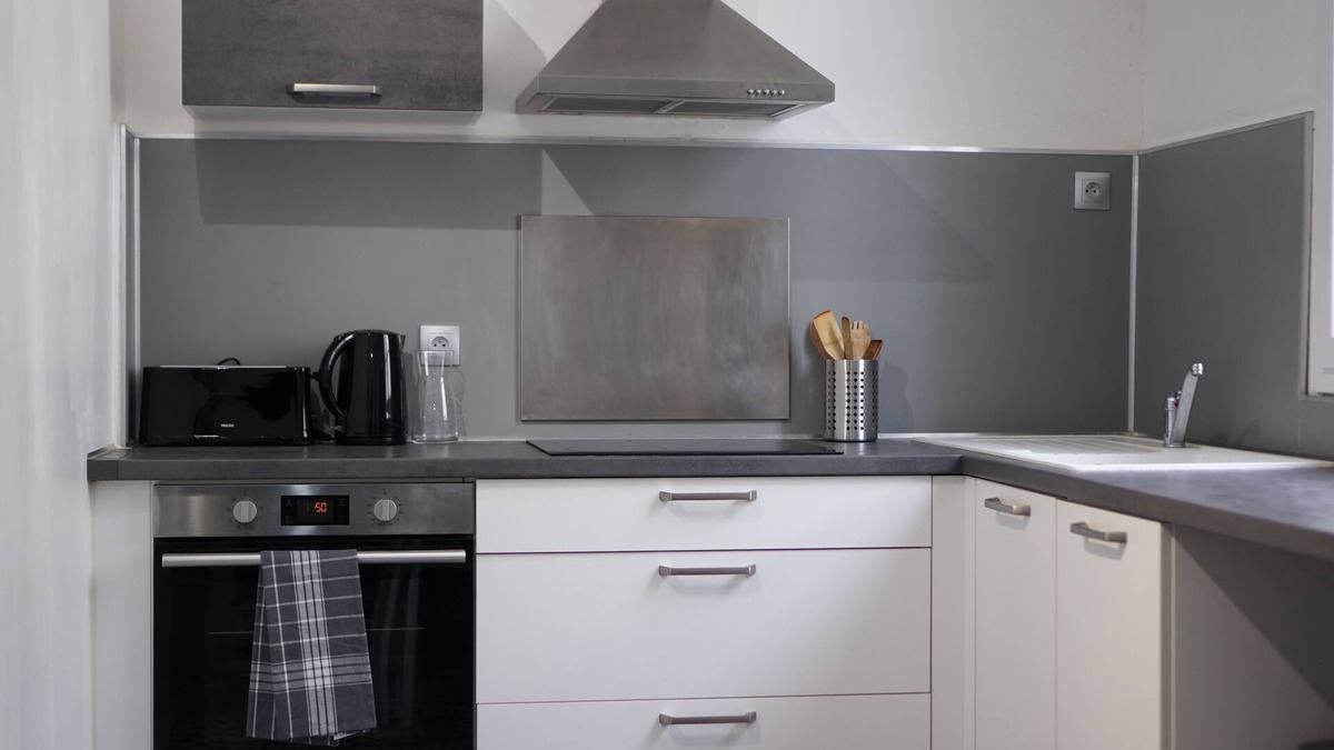 Nord - Gare Apartment | 2 minutes from Le Mans train station (on foot)! Cosy apartment.