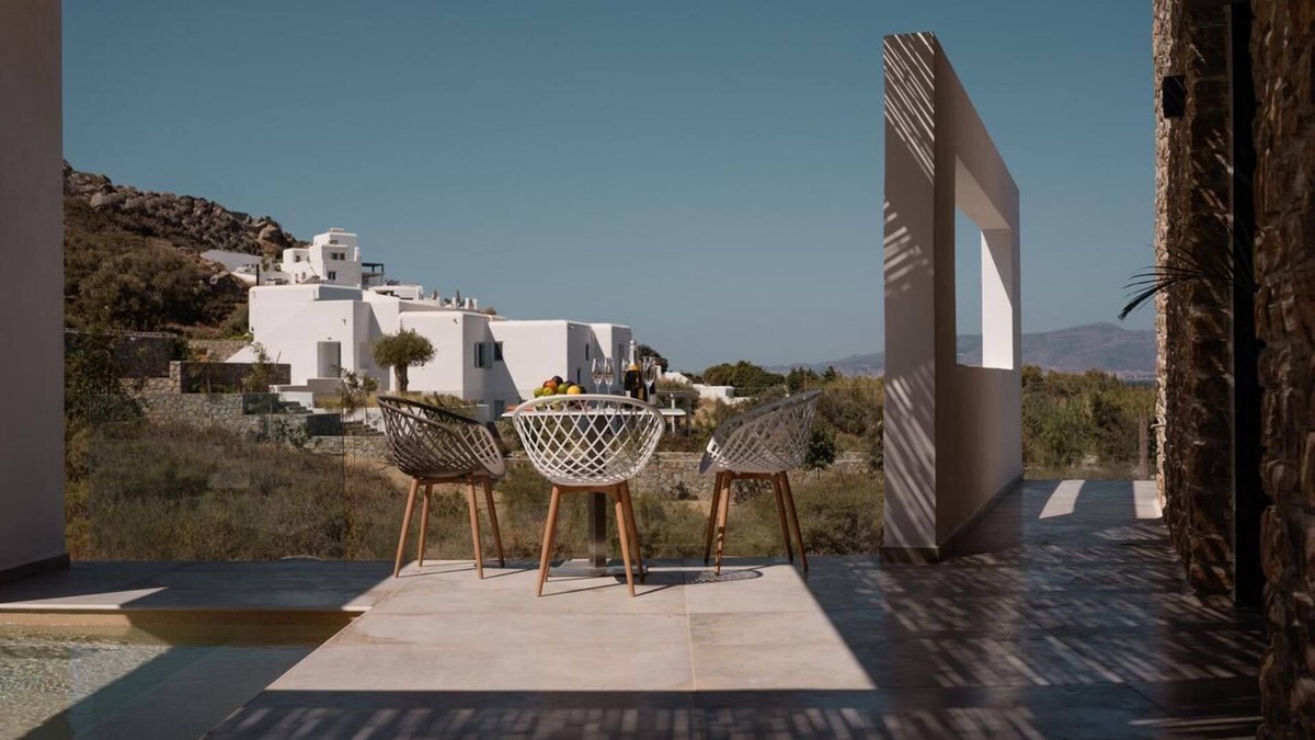 Maragas Villa | 2 minutes walk from the Beach, jacuzzi and infinity pool