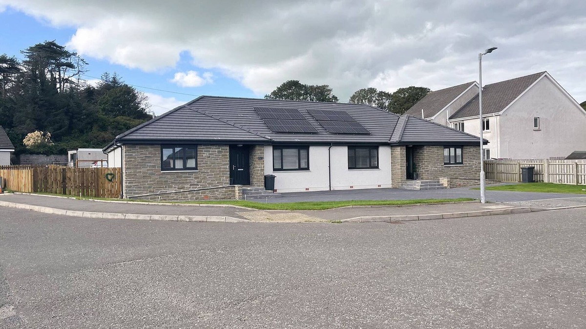 Sandhead Cottage | 2 Mote View- UK37496