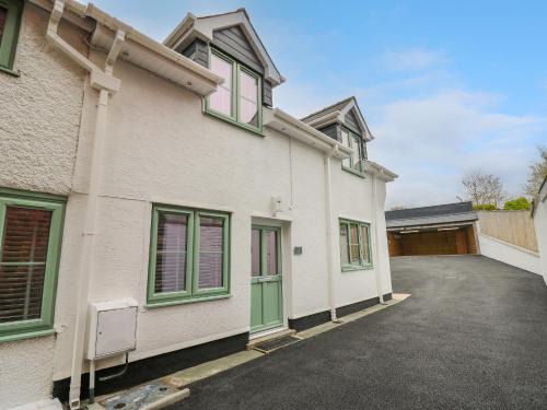 Rhayader House | 2 Penporth
