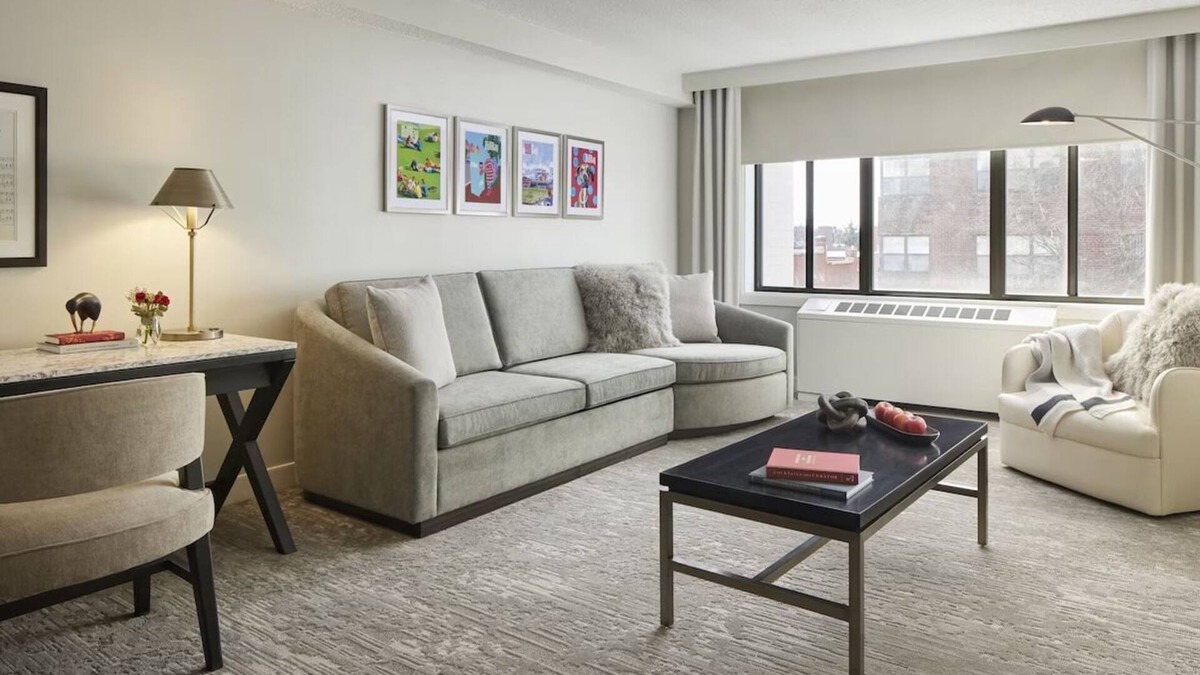 Capitol Hill Hotel | 2 Perfect Suites w/Kitchen – For History & Museum Enthusiast | Pet Friendly