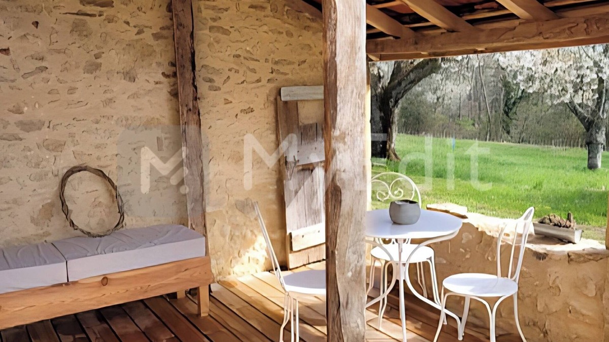 Doissat House | 2-person gîte with terrace and swimming pool in the Périgord Noir region