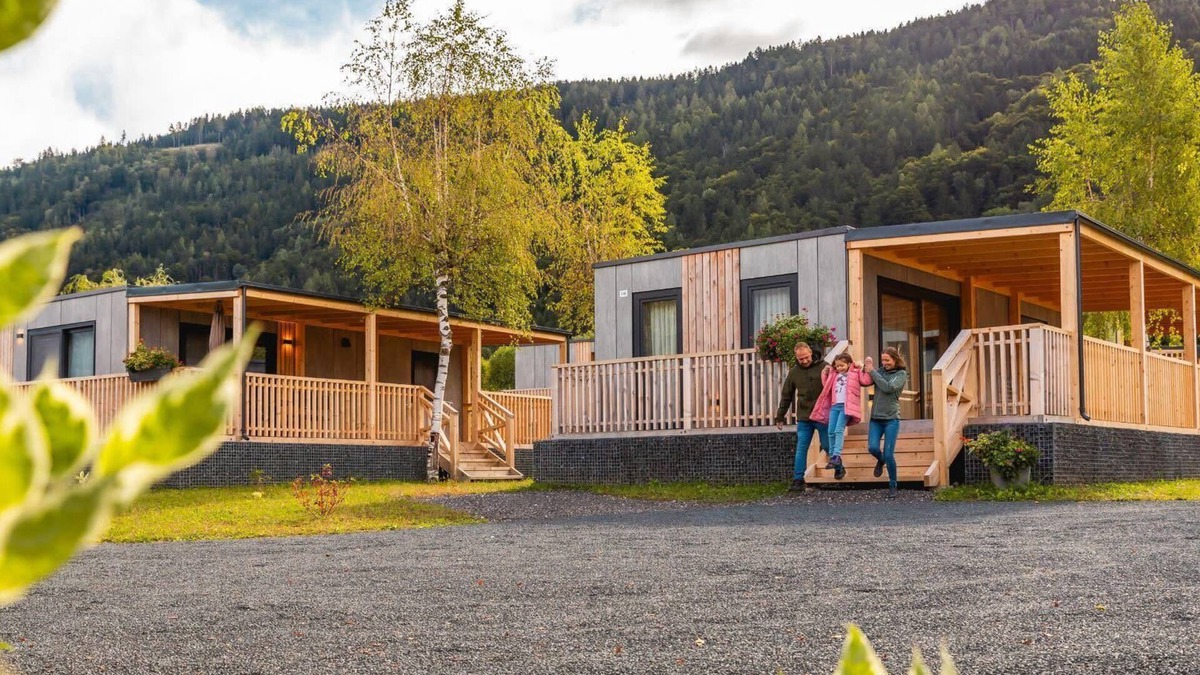 Ossiach House | 2-person holiday home with 1 bedroom and bathtub