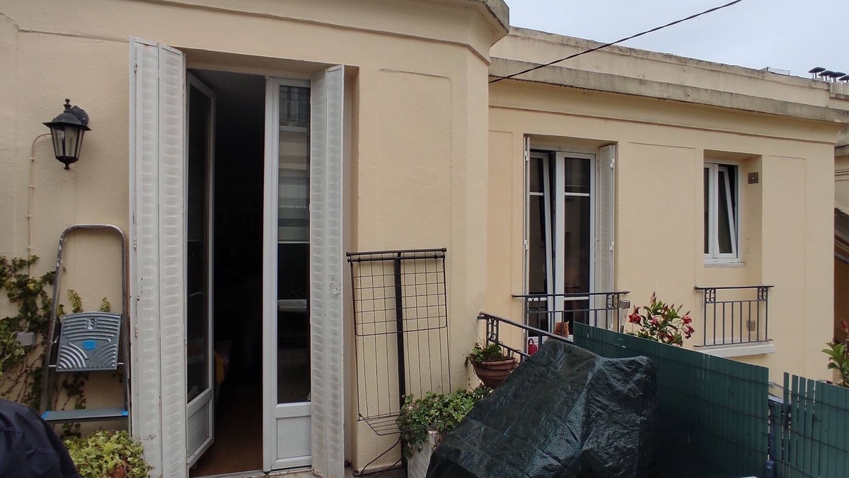 Bagneux Apartment | 2 Pièces 25 m² Limite Sceaux/bourg-la-reine/bagneux Avec Terrasse de 10 m²