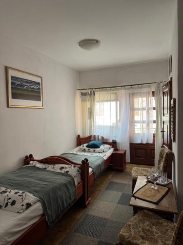Trstena Apartment | 2- posteľová izba s kúpeľňou EMKA v PENZION TRSTENÁ