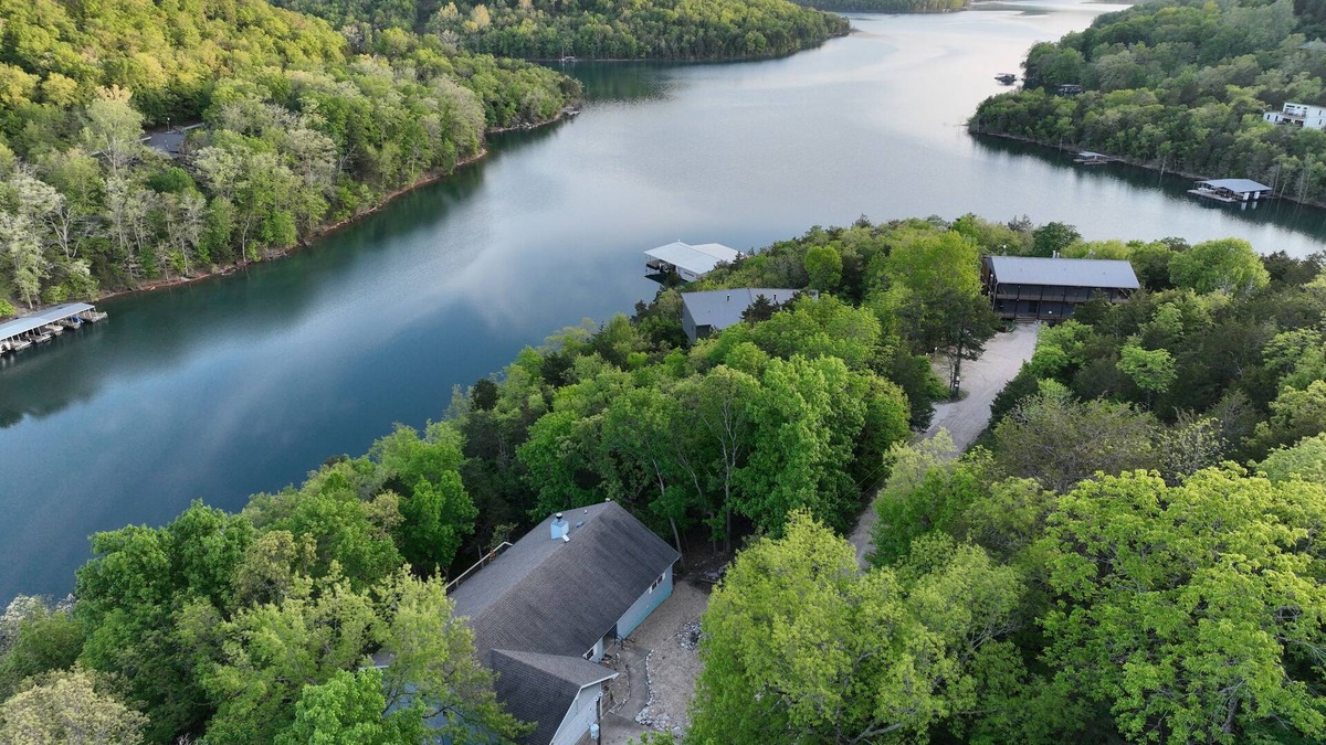 Sylvan Shores House | 2 Primary Suites! 4.5BR Beaver Lakefront, Lake view.