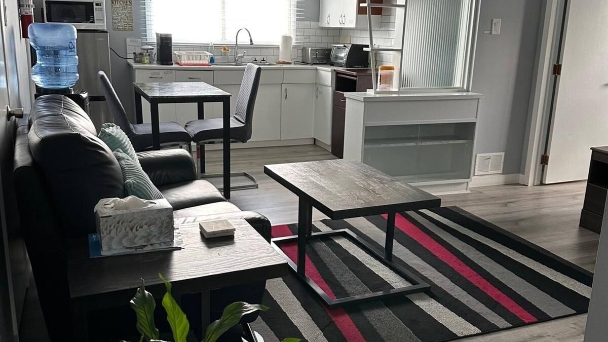 East Kildonan Bed & Breakfast | 2 Private Bedrooms in Winnipeg