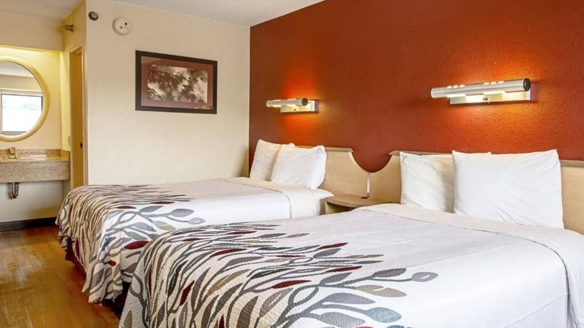 Canton House | 2 Relaxing Rooms Ideal for Exploring Pro Football Hall of Fame & More