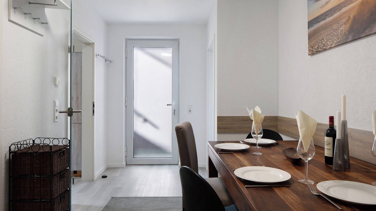 Munzingen Apartment | 2-Room Apartment with Kitchen and Terrace