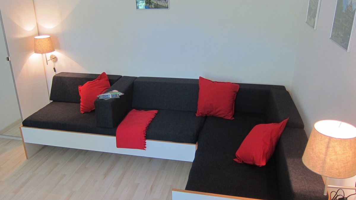 Tuebingen Apartment | 2-room apartment II "Am Nonnenhaus", old town near the university for up to 4 people
