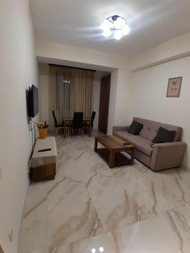 Kentron Apartment | 2 room apartment on byuzand 17 apartment 93