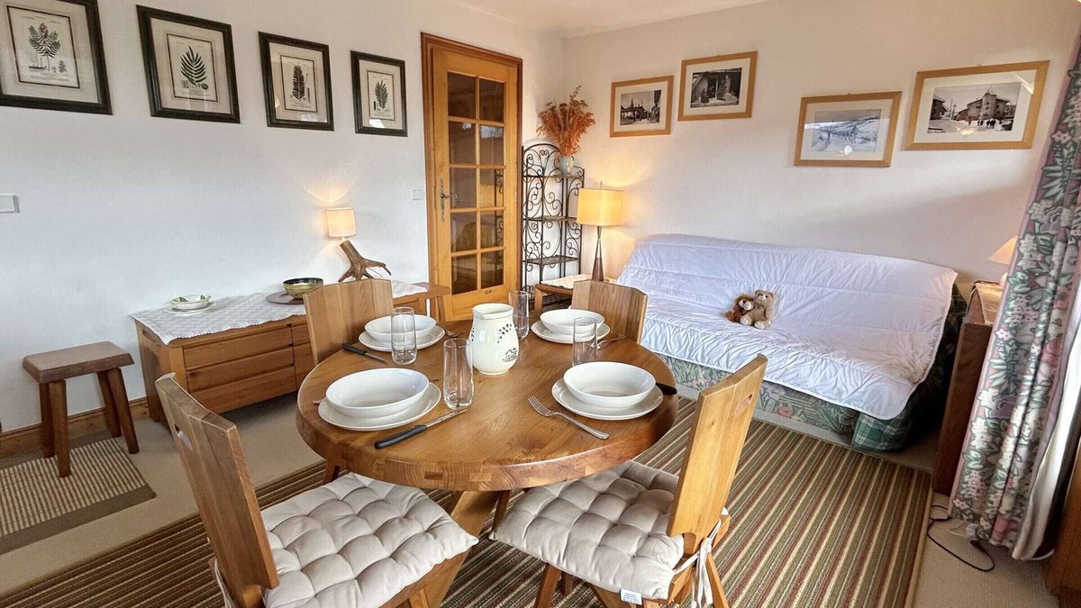 Le Planellet Apartment | 2-room apartment with balcony, Megève, sleeps 4