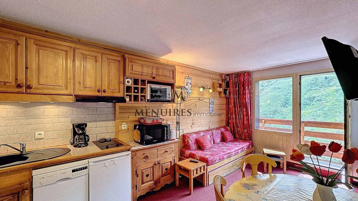 Les Bruyeres Apartment | 2-room cabin apt for 5, near slopes, parking, Wi-Fi, pets allowed