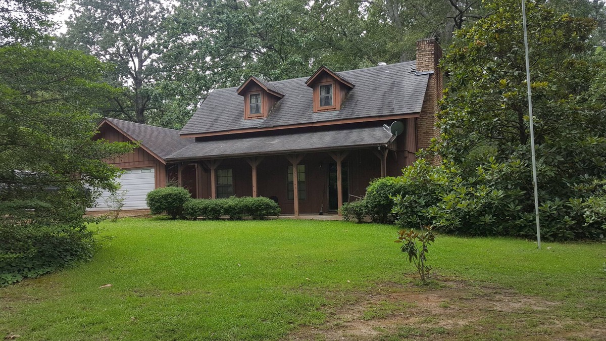 Hemphill House | 2 Story; 2 bed 2 bath house.