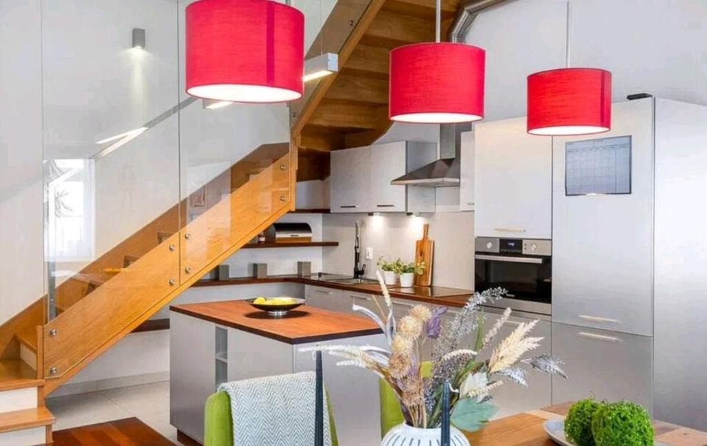 Stare Podgorze Apartment | 2-Story 90m2 Modern Apartment in Krakow