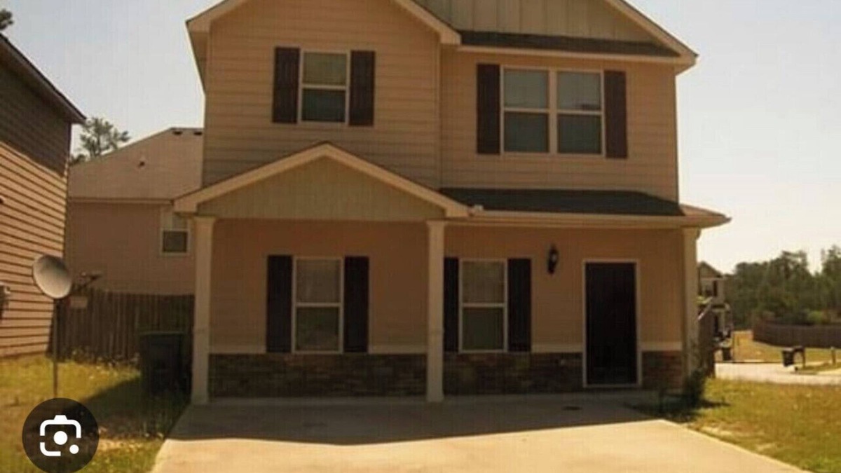 Phenix City House | 2 story home in Windmark located in Phenix City, 15 mins to Ft Benning/Ft Moore.