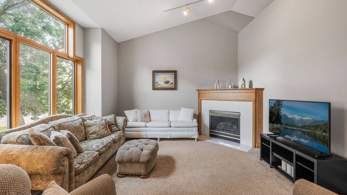 Andover House | 2 Story House with Gas Fireplace + Garage Parking