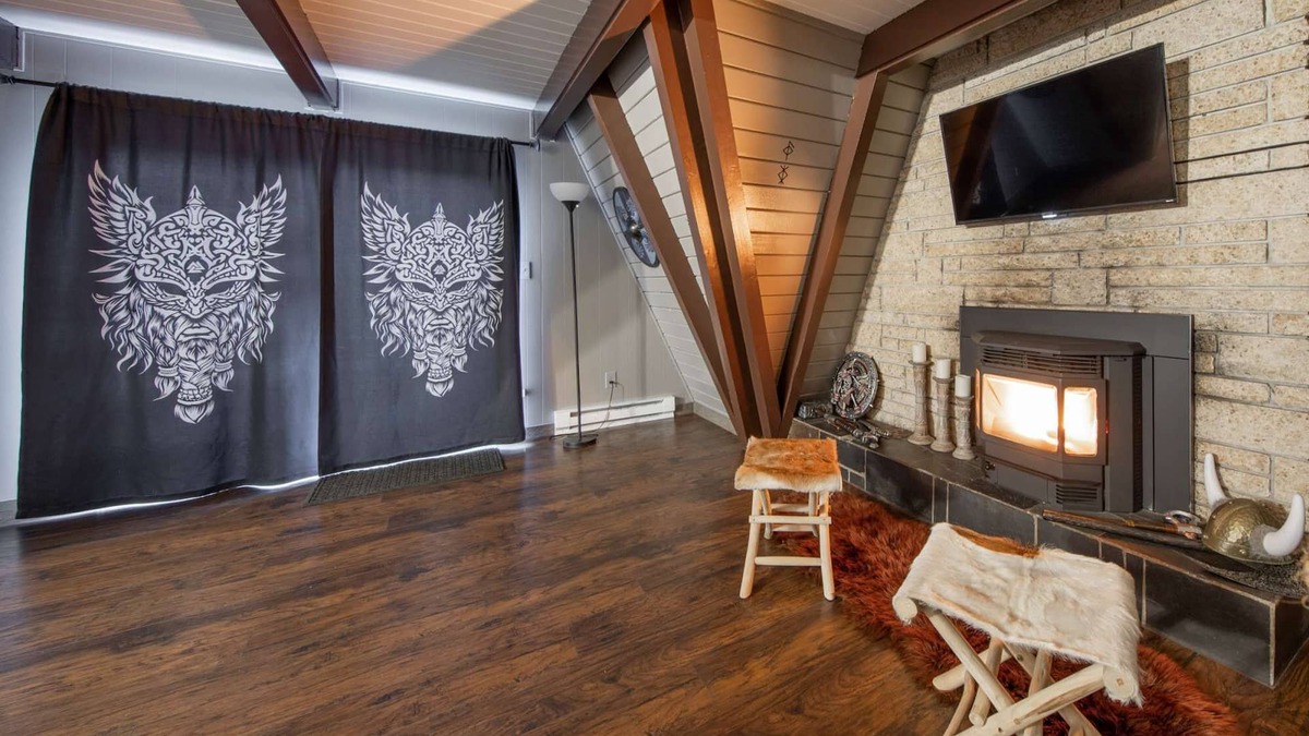 Ocean Shores Villa | 2-Story Viking Villa Near Beach